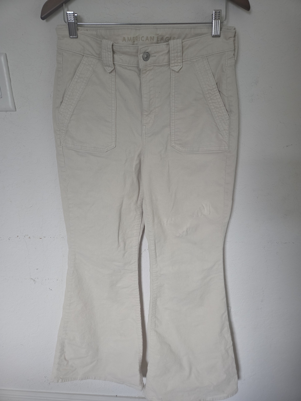 American Eagle Cream Corduroy High Rise Flare Pants Front Pockets 10 Regular